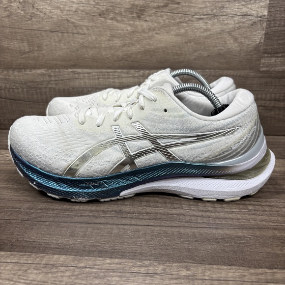 Asics Gel-Kayano 29 White Blue Womens US Size 9 EUR 40.5 1012B298 Running Shoes - Picture 3 of 10
